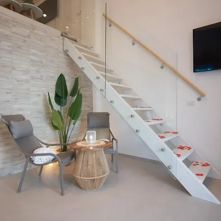 Amare Luxury And Vista Mare Бари