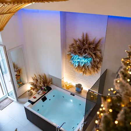 Апартаменты Amare Luxury And Vista Mare Бари