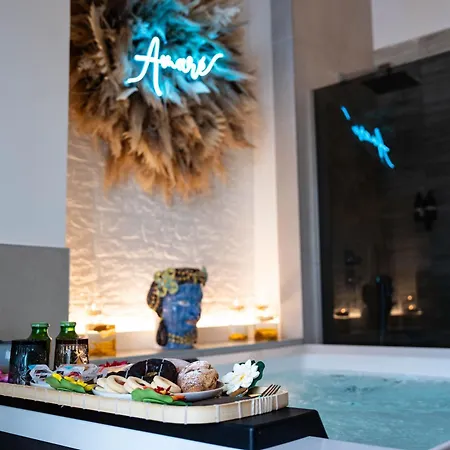 Amare Luxury And Vista Mare Бари