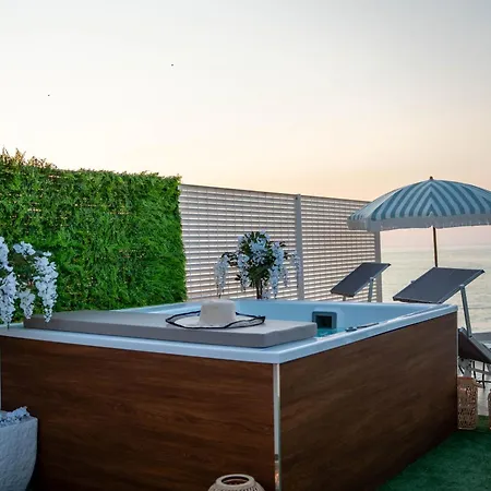 Апартаменты Amare Luxury And Vista Mare